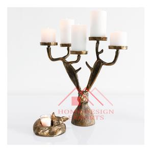 Bougeoir et bougeoir de décoration de table de luxe en métal fini antique en laiton - Product Image 1