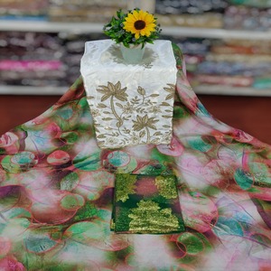 Dirac Somalí Suizo con Estampado Digital Floral y de Hojas Multicolor, Conjunto Dirac con Gorgora y Garbsaar - Product Image 6