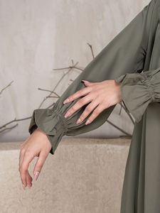 Abaya vert olive pour femme, longue, coupe ample, manches longues, couleur unie, ourlet asymétrique, style Moyen-Orient, tenue de prière - Product Image 2