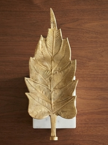 Sculpture décorative en aluminium doré en forme de feuille avec base en marbre blanc – Décoration de bureau - Product Image 3