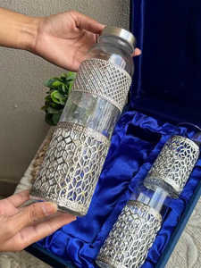 Juego de Botellas de Acero Inoxidable Hechas a Mano de Lujo, Juego de Botellas de Agua Portátiles de Diseño en Plata Alemana para Decoración del Hogar y Bodas - Product Image 5