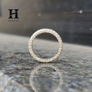 Anillo de Eternidad de Lujo con Micro Pavé de Diamantes Cultivados en Laboratorio en 3 Lados, Oro Amarillo de 14K, Anillo de Boda Multihilera 3D - Product Image 5
