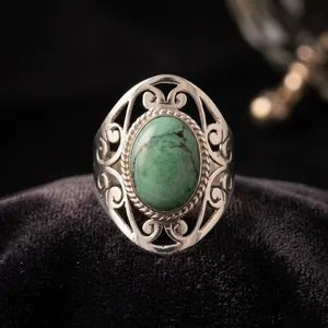 925 Sterling Silver Turquoise Gemstone Ring Bezel Setting Vintage Style Unisex Jewelry Everyday Wear - Product Image 4