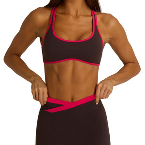 Soutien-gorge de sport pour femme personnalisé de qualité supérieure avec logo frontal, croisé, élastique, séchage rapide, bretelles réglables, maintien moyen - Product Image 5