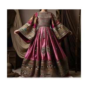 Vêtements traditionnels afghans pour femmes, robe longue avec broderie tribale authentique - Product Image 1