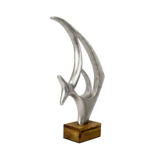 Sculpture de poisson en aluminium finition argentée, design moderne, sur base en bois, ornement de table fait main pour la décoration de la maison et du bureau. - Product Image 1