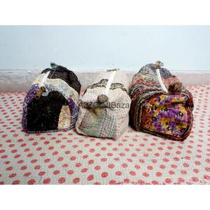 Trousse de Maquillage Grande Taille en Tissu Kantha 100% Coton Pur, Motif à Pompons, Fermeture Éclair, Écologique, Durable, Légère et Douce - Product Image 2