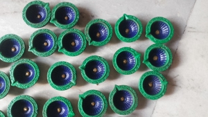 Diyas de Terracota Hechas a Mano en India, al por Mayor |   Lámparas de aceite de barro para Diwali, Navratri y eventos religiosos - Product Image 3