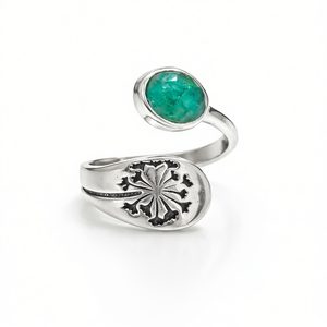 Anillo de moda ajustable con gema de esmeralda de 4.5 gramos, piedra de nacimiento de mayo, con engaste de bisel - Product Image 2