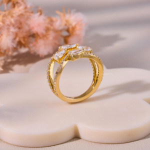 แหวนหมั้นเพชรแล็บทองคำ 10 กะรัต - Product Image 3