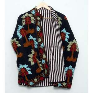 Chaqueta bordada cotizada hecha a mano, transpirable, estilo vintage, étnica, de algodón, para invierno, ideal para festivales. - Product Image 6