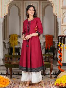 Kurta Anarkali Bordada de Algodón Marrón para Mujer, Cuello con Tres Cuartos de Manga, Ropa Étnica Festiva de Verano, Materiales Reciclados - Product Image 2