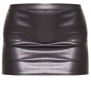 Jupe en cuir tendance pour femme avec finition lisse, design moderne et coupe confortable pour le style urbain et les sorties - Product Image 5