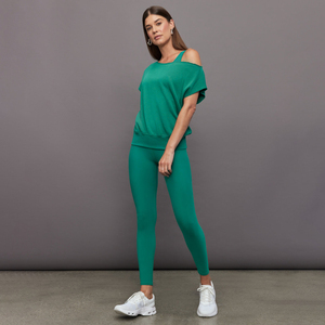 Sudadera de Manga Corta Holgada con Hombros Descubiertos y Logotipo Personalizado, Sudadera Deportiva de Invierno para Mujer, Sudadera Oversize de Manga Corta para Fitness - Product Image 4