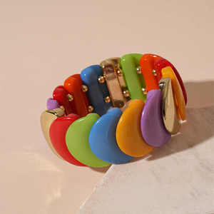 Tradebyd, pulseras coloridas de resina, Joyería Moderna de declaración, Ideal para regalar a mujeres y niñas y eventos de moda - Product Image 1