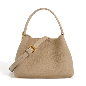 Sacs fourre-tout personnalisés en cuir véritable, style simple, dernière mode, sacs à main pour femmes, sacs à bandoulière en cuir véritable pour femmes. - Product Image 1