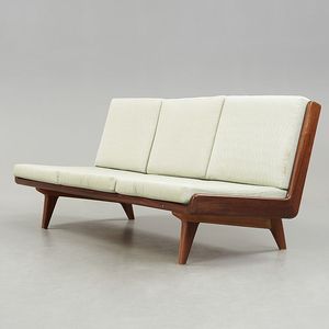 Canapé-banc en bois massif de style mi-siècle avec coussin rembourré, siège lounge minimaliste à profil bas, meubles artisanaux - Product Image 1