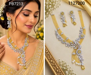 Elegant Floral AD Crystal Necklace & Dangle Earrings <b>Set</b> Luxury Handcrafted Pearl <b>Beaded</b> Bridal Jewelry <b>Sets</b> For Wedding Parties - Product Image 2