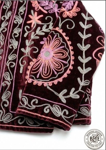 Veste unisexe réversible en velours brodé floral Suzani fait main avec logo BLTE, écologique, prête pour l'été, l'automne et l'hiver, séchage rapide - Product Image 4