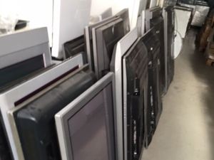 Residuos de televisores inteligentes LED LCD usados, desechos electrónicos para reciclaje - Product Image 2