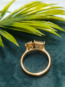 Anillo Toi et Moi de Corte Ovalado y Princesa Real, Diseño Elegante de Doble Piedra, Simboliza la Perfección para Compromisos o Momentos Especiales - Product Image 4