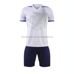 Uniforme de fútbol recién llegado de fabricante al por mayor, conjunto de uniforme de fútbol ajustado de secado rápido para hombre al mejor precio al por mayor - Product Image 2