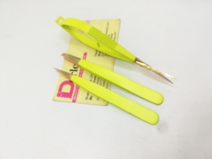<b>Best</b> Selling Eyebrow Tweezers Private Label Gold Plated tips Slanted Pointed Brow Tweezers With Hair Trimming Spring Scissors. - Product Image 2