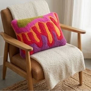 Bohemian Knitted Rectangle Cushion Cover Abstract Geometric Pattern Handmade Wool Acrylic Home Decor Pillow Case at Wholesale - Product Image 4