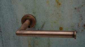 Copper <b>Toilet</b> Paper <b>Holder</b> <b>Toilet</b> <b>Roll</b> <b>Holder</b> <b>Wall</b> <b>Mounted</b> Bathroom Tissue <b>Holder</b> Solid Copper Bathroom Hardware - Product Image 4