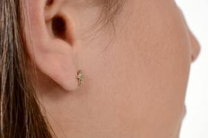 Elegantes Pendientes de Cruz con Diamantes en Oro de 14K, Cultivados en Laboratorio, Joyería Religiosa Minimalista, Regalo Cristiano para Mujer, Uso Diario - Product Image 2