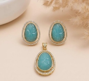 Conjunto de Colgante de Piedra Tallada Azul, Chapado en Oro de 22K, Joyería Nupcial India, Collar para Recepción de Boda, Regalo para Mujer - Product Image 1