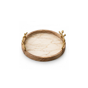 Plateau de rangement rond en bois avec incrustation de marbre et poignées en forme de branche dorée, design minimaliste pour utilisation sur table, à un seul niveau - Product Image 1