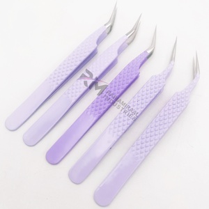 Pinzas para Pestañas RABIAMIRAAL INDUSTRIES de Acero Inoxidable con Punta Suave, Curvadas de Precisión, Antimagnéticas, Mango Recubierto en Morado de 10 mm - Product Image 4