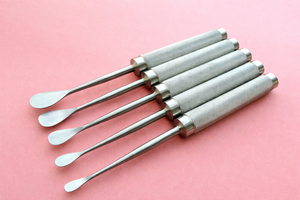 Elevador Cobb para Cirugía Espinal Ortopédica, 9mm, 13mm, 15mm, 19mm, 25mm, Longitud O/L 28 cm, Juego de 5 Piezas, Instrumentos Quirúrgicos Ortopédicos CE - Product Image 2