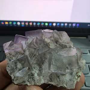 Magnifique Fluorite Naturelle du Balochistan, Pakistan - Spécimens Minéraux Violets, Pierres Précieuses en Vrac, Lot de Pierres Luminescentes Naturelles de 2,56 KG - Product Image 2