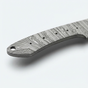Cuchillo de caza Bushcraft de acero de Damasco personalizado al por mayor con hoja completa sin ensartar, suministro directo de fábrica para forja de cuchillos DIY - Product Image 3