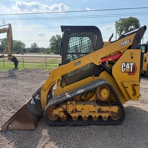 CAT 299D3 Skid Steer Loader EROPS Cab <b>Heat</b> & AC Advanced Display w/ <b>Camera</b> High Flow Auxiliary hydraulics Crawler Loader - Product Image 2