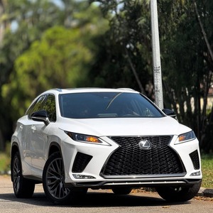 Excellent rapport qualité-prix, Lexus RX F SPORT, véhicule haut de gamme, intérieur spacieux, conduite fluide et performances moteur fiables - Product Image 3