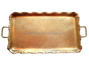 Vente en gros Plateau décoratif moderne en aluminium doré personnalisé de qualité supérieure pour hôtels restaurants plateau en métal artisanal - Product Image 6