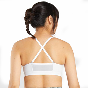 Soutien-gorge de sport vert olive sans coutures avec dos croisé – Haut d'entraînement - Product Image 3