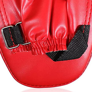 Mitaines de frappe antichoc avancées pour l'entraînement de boxe et de MMA avec surface incurvée et système de poignée confortable - Product Image 6
