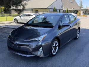 Prius Four Touring 2017, 4 puertas, hatchback, listo para envío - Product Image 1