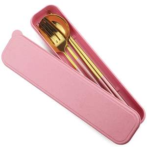 Ensemble de couverts durables en acier inoxydable pour les événements de buffet très fréquentés et les dîners en famille - Réutilisables, lavables au lave-vaisselle, haute qualité - Product Image 3