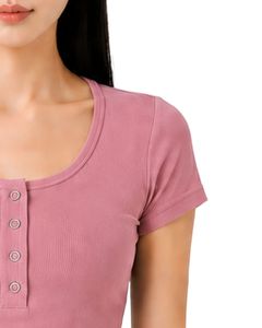 เสื้อครอปแขนสั้นทรงเข้ารูปสีชมพูสำหรับผู้หญิง ผ้าคอตตอนผสมสแปนเด็กซ์ ยืดได้ สวมใส่สบาย เหมาะสำหรับฤดูร้อน มีกระดุม ดีไซน์ทันสมัย - Product Image 4