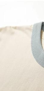 Camiseta de Manga Corta para Hombre, Ecológica, Cuello Redondo, Corte Regular, Informal, Tejido Sólido, 100% Algodón, Ribete en Contraste, Logotipo Frontal - Product Image 3