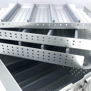 Bandeja de Esterilización Manual de Aleación de Aluminio de Alta Calidad con 3 Bandejas Interiores, Tamaños Personalizados para Herramientas Oftalmológicas y Ortopédicas - Product Image 4