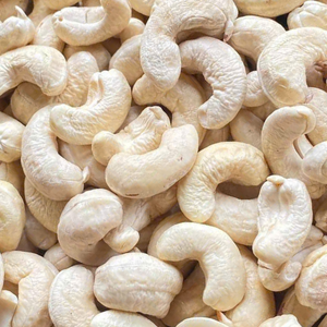 เม็ดมะม่วงหิมพานต์คุณภาพสูงขายส่ง WW180, WW240, WW320, LP, WS เม็ดมะม่วงหิมพานต์บด สำหรับส่งออกไปยังสหรัฐอเมริกา สหภาพยุโรป และตะวันออกกลาง - Product Image 1