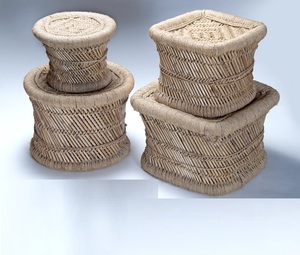 Tabouret en bambou naturel tissé à la main, pouf en osier fait main, écologique, moderne, rond, durable, décoration de la maison pour Diwali - Product Image 1