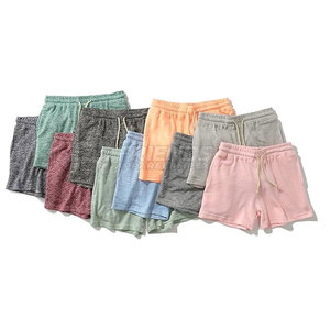 Shorts tendance pour hommes en coton délavé à l'acide, taille mi-haute, conçus pour la mode estivale, les tenues décontractées, les voyages et un usage quotidien confortable - Product Image 5