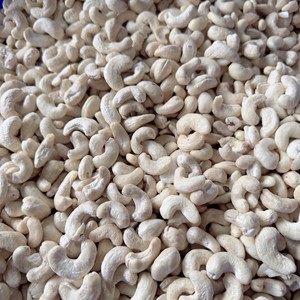 Hot Sales High Quality Raw Edible Cashew <b>Kernel</b> <b>Nuts</b> WW320 Premium Quality Broken Cashew <b>Nut</b> OEM ODM - Product Image 1